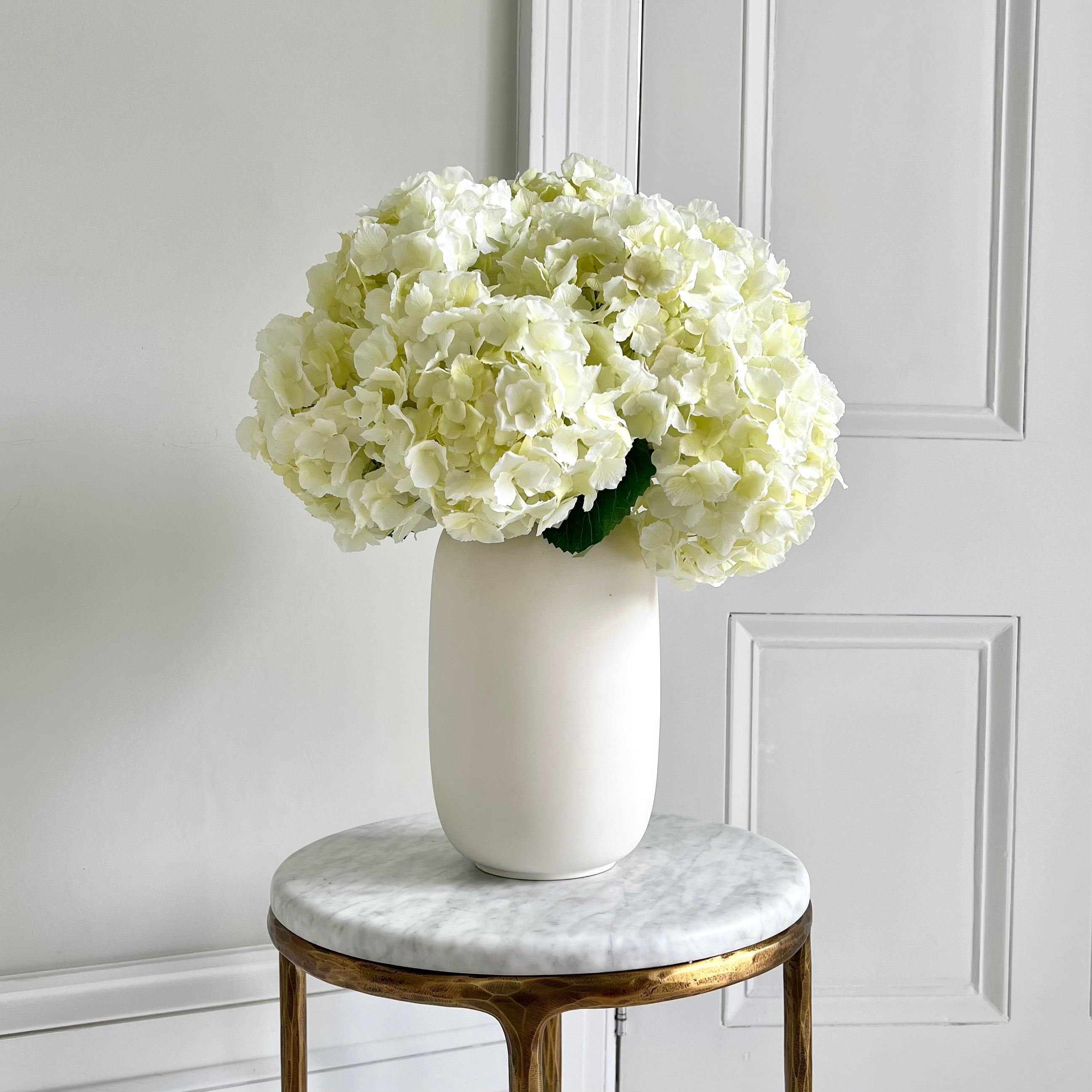 Wholesale Artificial Flowers High Quality Faux Silk Flowers for Wholesale and Trade Artificial Cream Hydrangea Lacecap in bulk