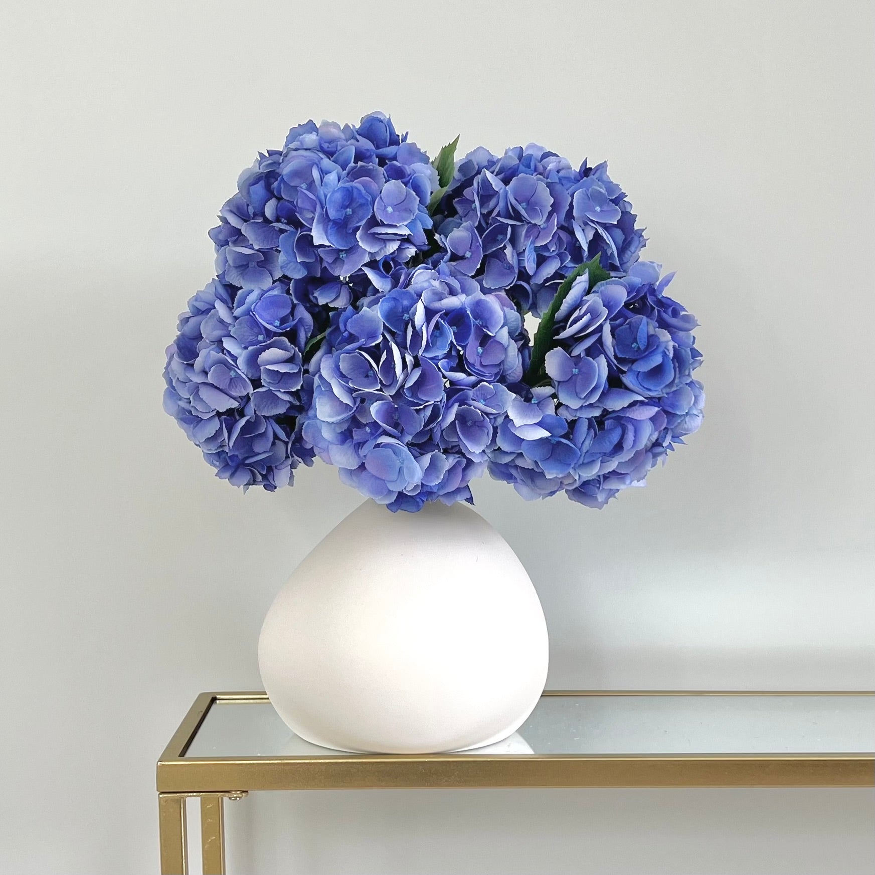 Wholesale Artificial Flowers High Quality Faux Silk Flowers for Wholesale and Trade Artificial Deep Blue Hydrangea Mophead in bulk