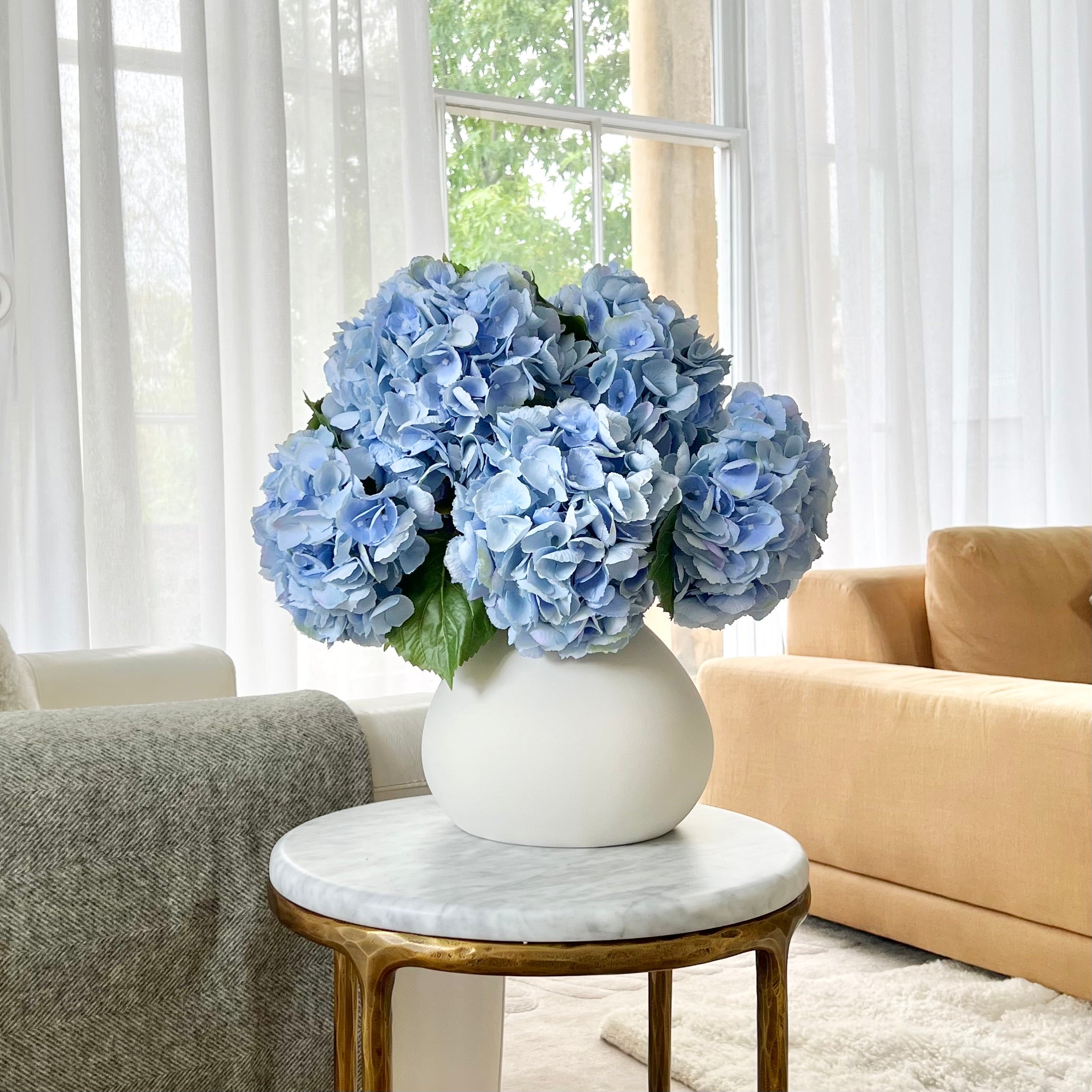 Wholesale Artificial Flowers High Quality Faux Silk Flowers for Wholesale and Trade Artificial Pale Blue Hydrangea in bulk