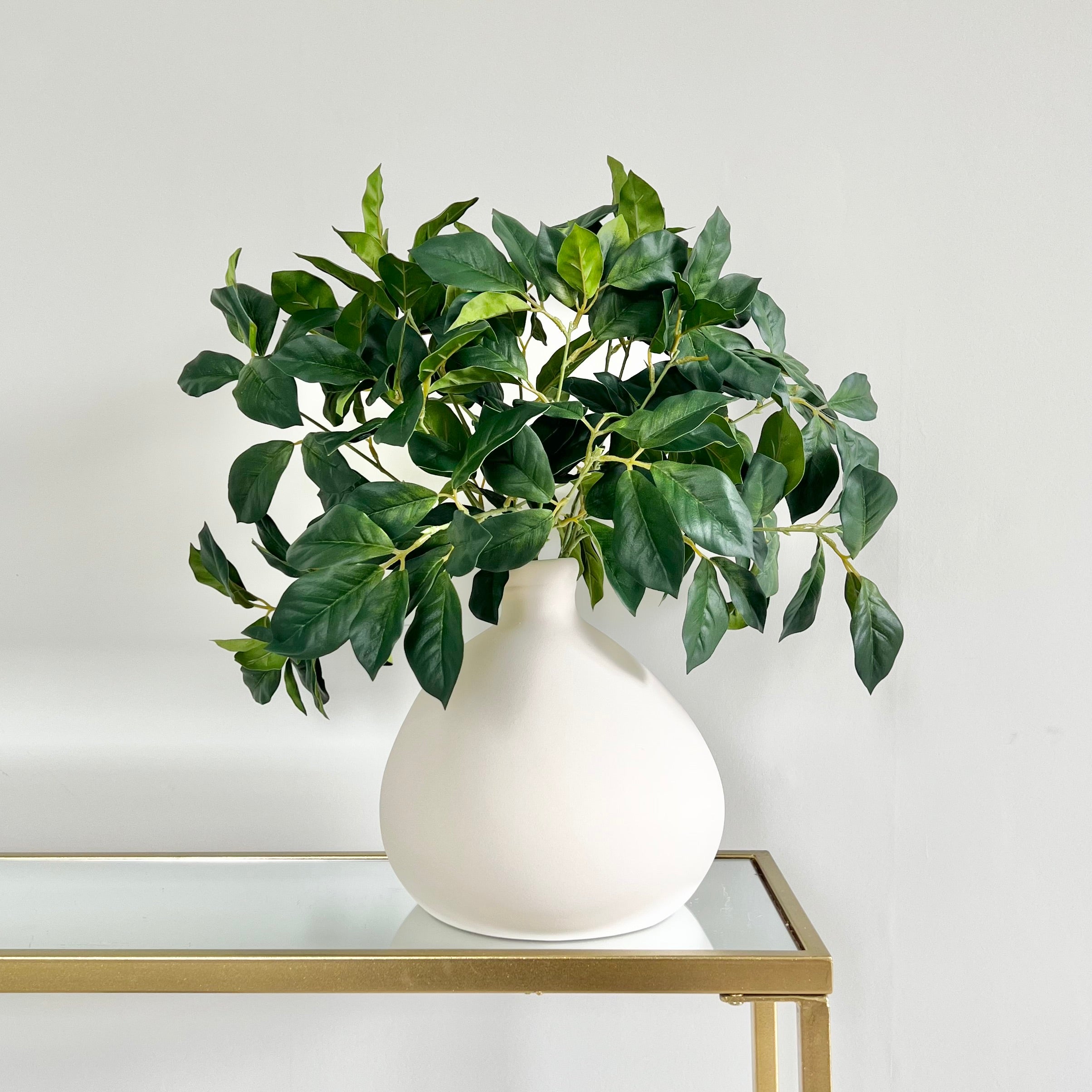Wholesale Artificial Flowers High Quality Faux Silk Flowers for Wholesale and Trade Artificial Rich Green Foliage Leaves in bulk