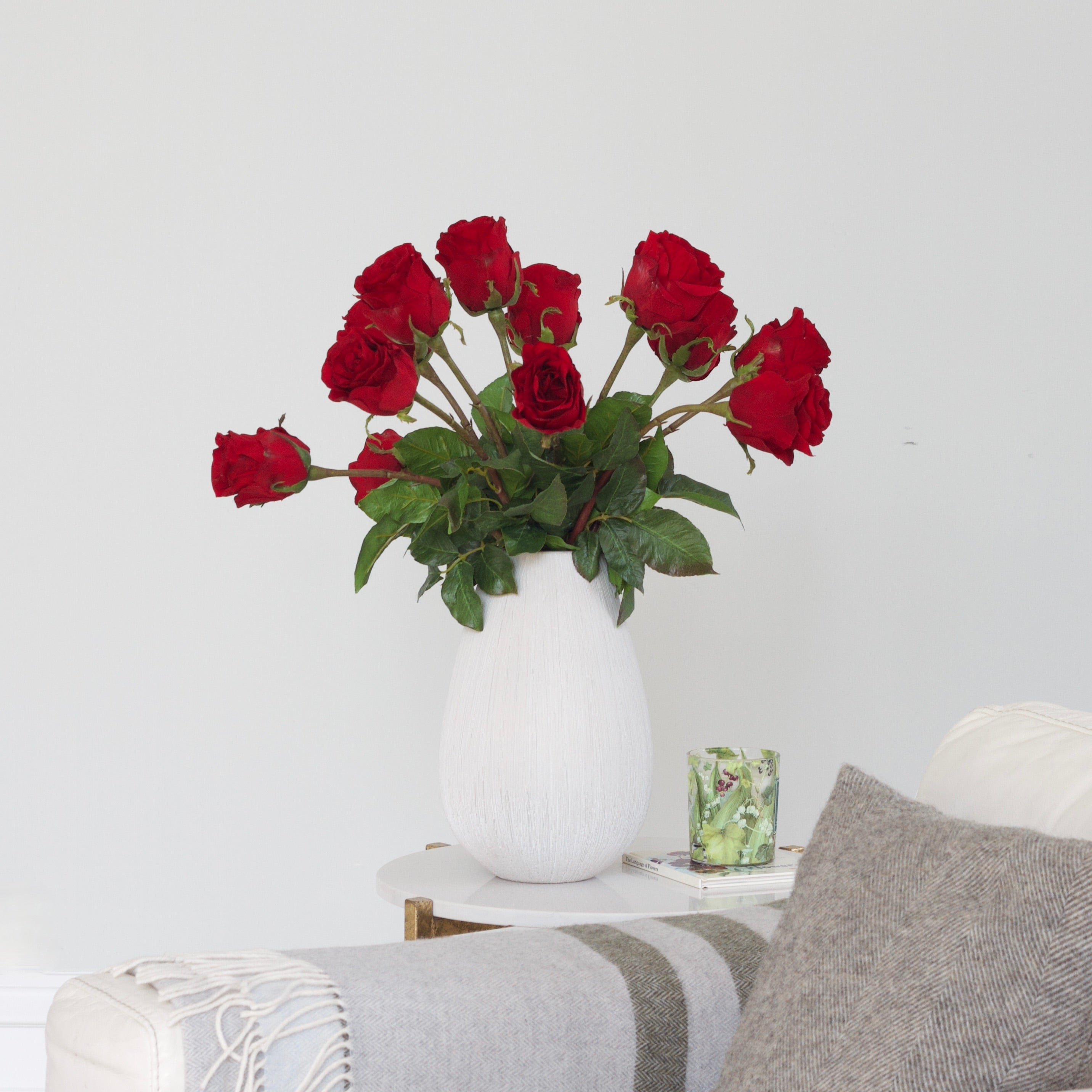 Artificial flowers luxury faux red large rose bud lifelike realistic faux flowers Bibury Vase ABP1513 ABY5155RD 