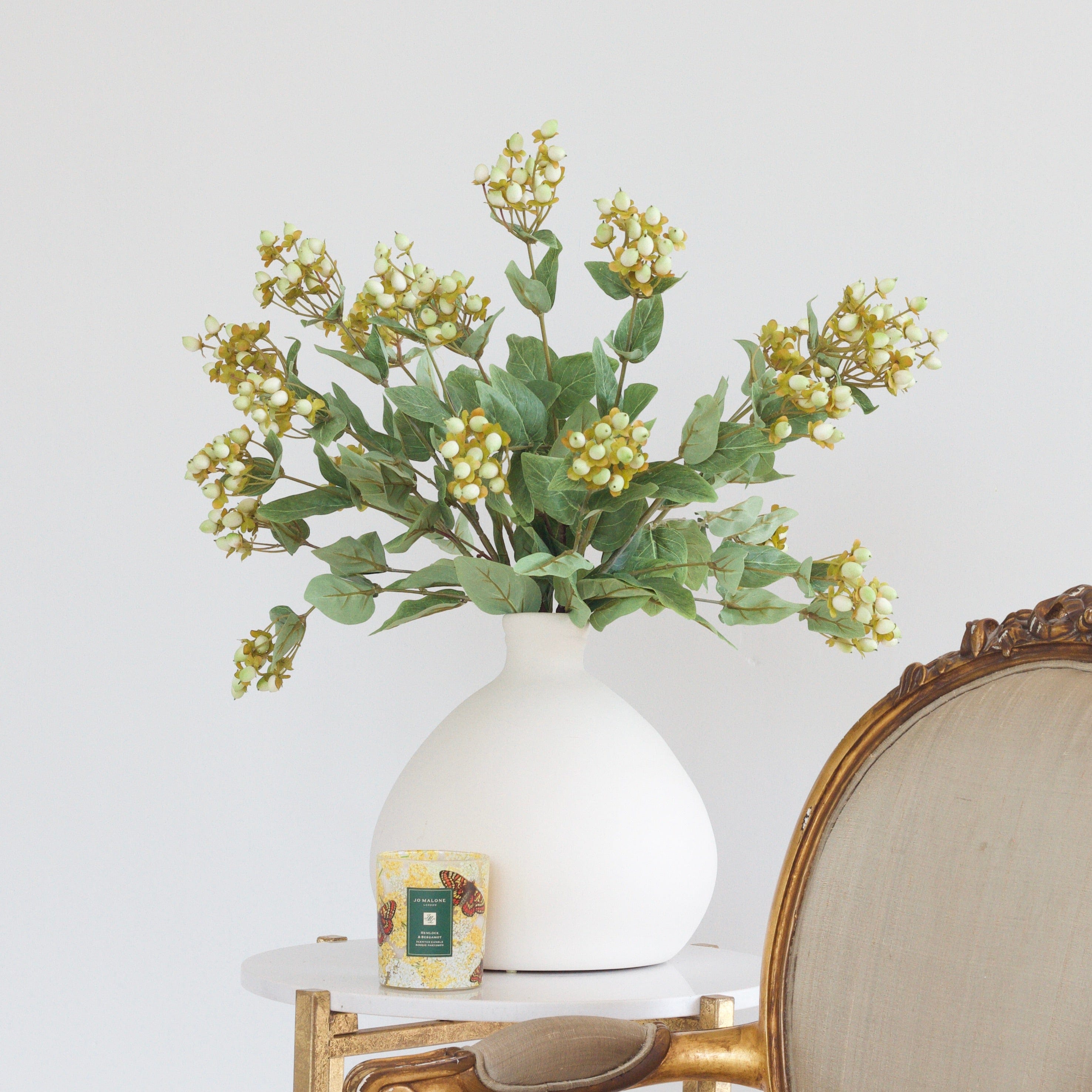 Artificial flowers luxury faux silk white green hypericum berries burford vase lifelike realistic faux flowers ABP1747 ABX5063WH