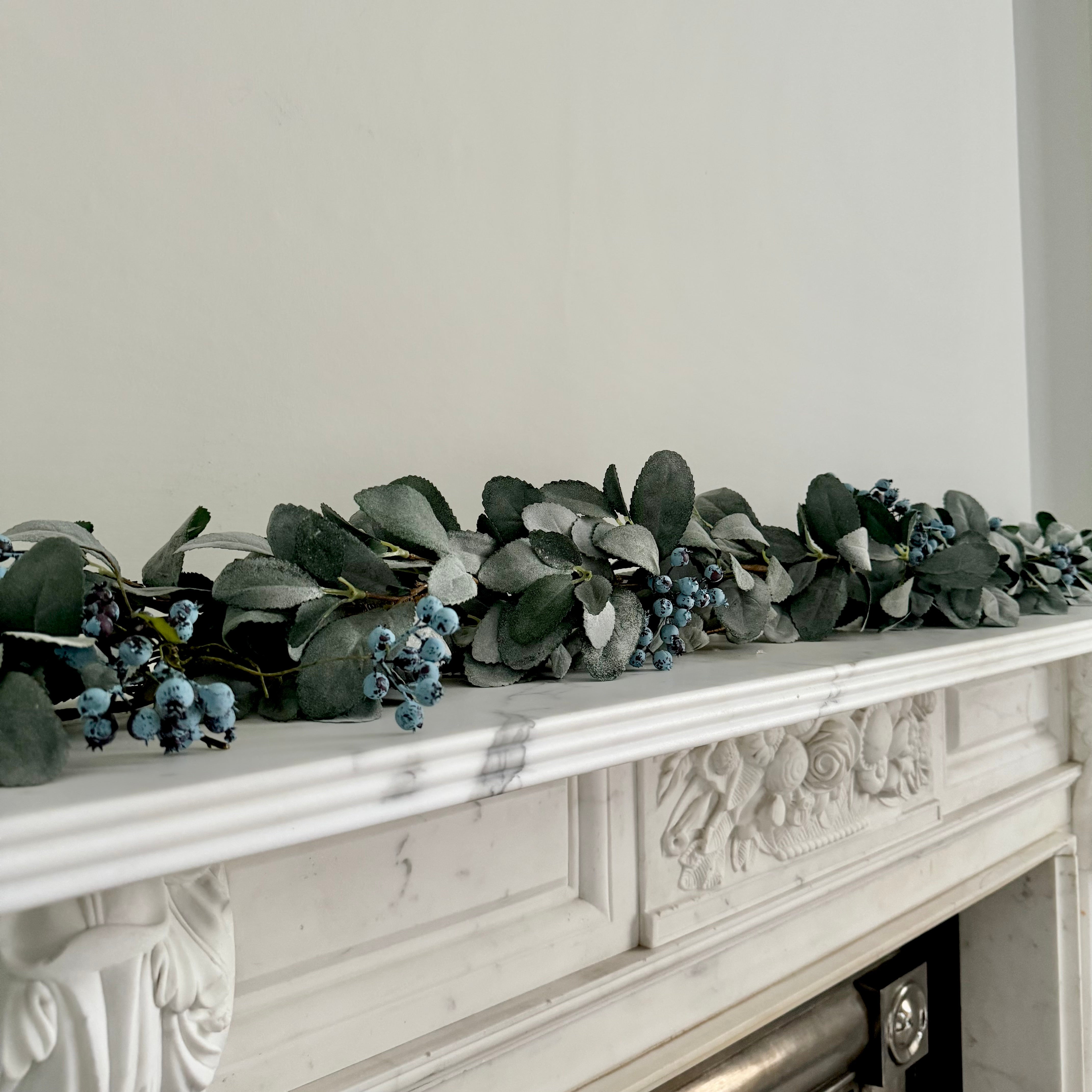 Luxury Lifelike Realistic Artificial Fabric Faux Silk Luxury Green Lambs Leaf Garland ABX0708GR Artificial Flower Arrangement with Faux Foliage Buy Online from The Faux Flower Company Trade Wholesale