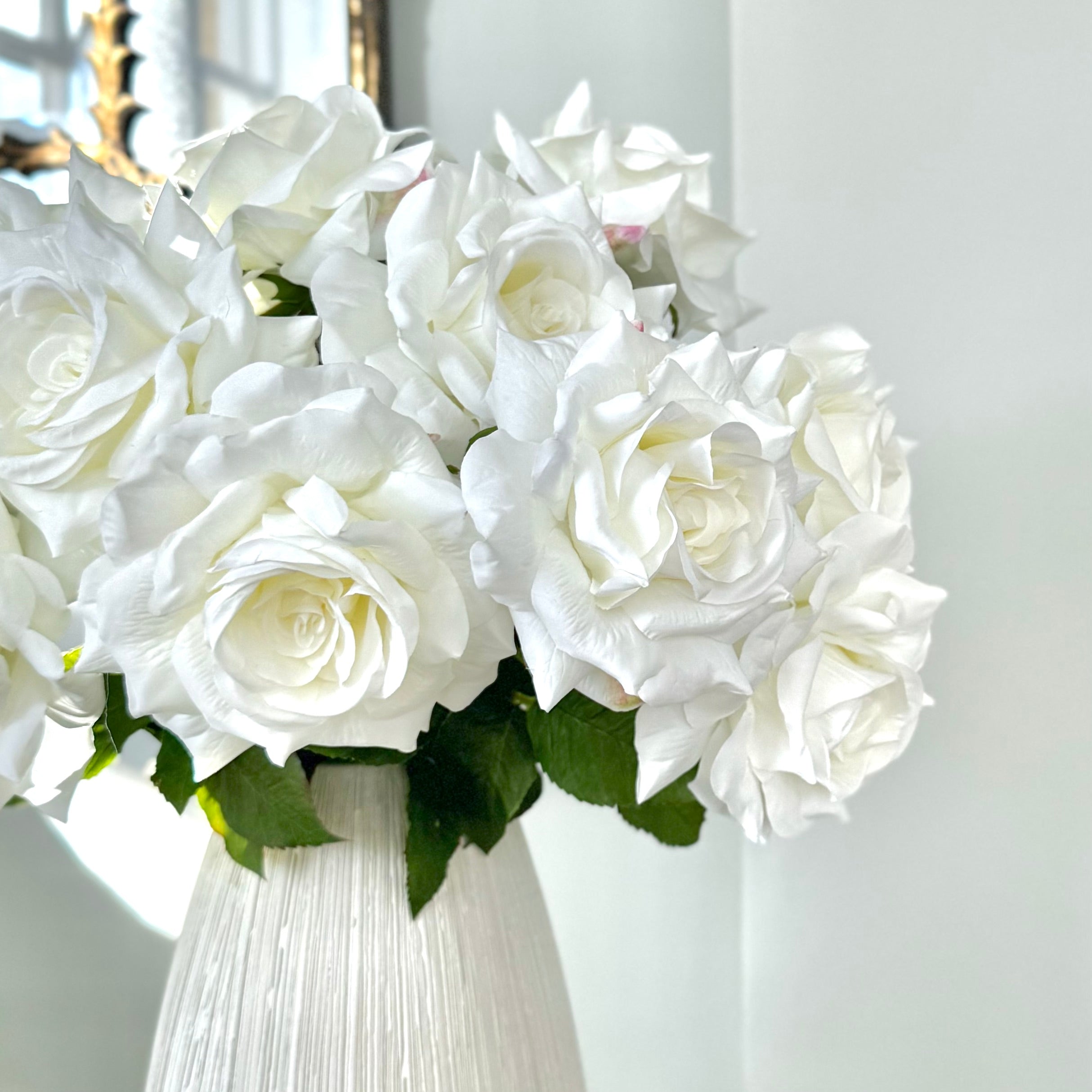 Luxury Lifelike Realistic Artificial Flowers Fabric Silk Luxury Flower Stem Silk Flower Arrangement White Tea Rose with Foliage in Bibury Vase Buy Online from The Faux Flower Company Trade Wholesale Bulk Buy ABY5155WH 