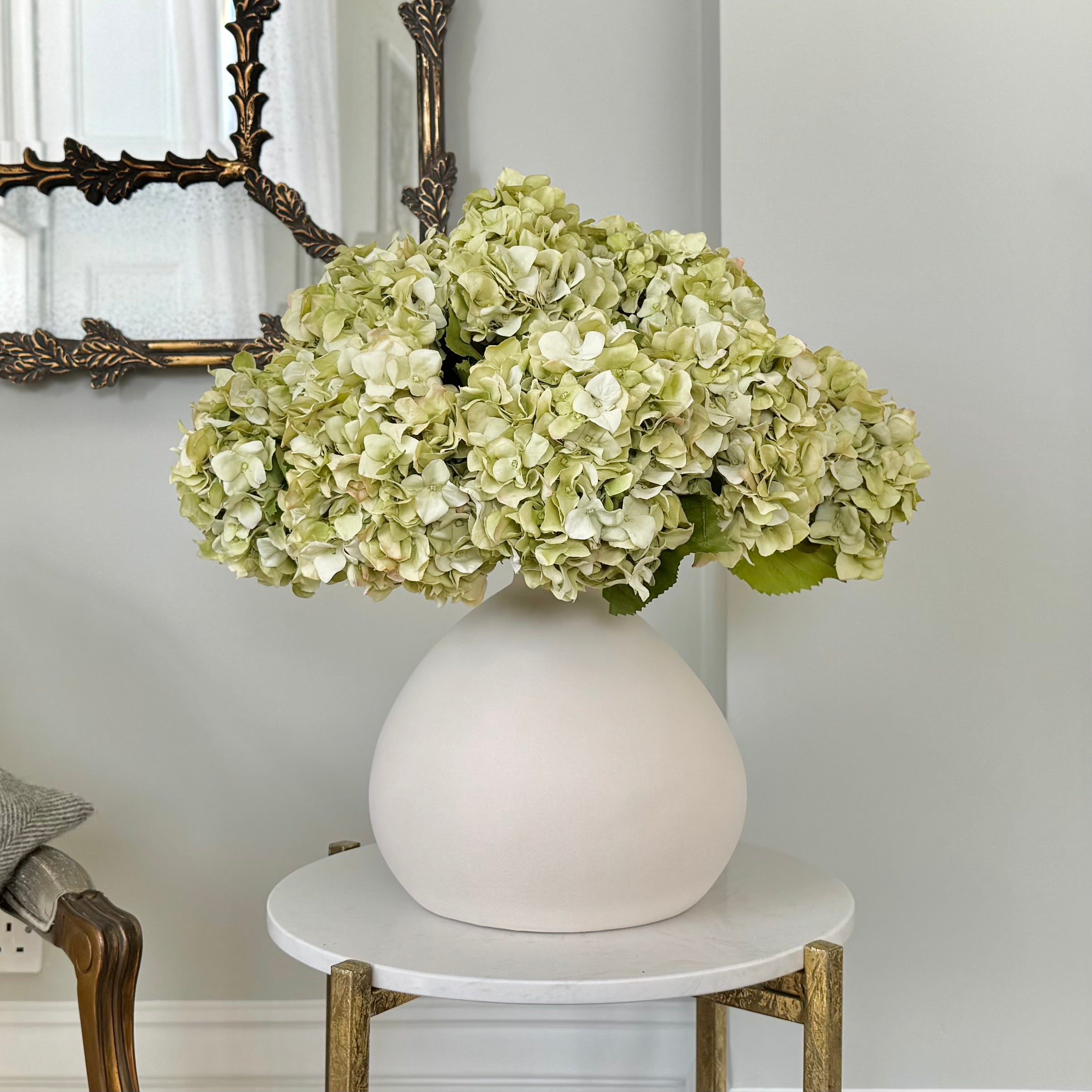 Luxury Lifelike Realistic Artificial Flowers Fabric Silk Tulips Luxury Tulip Flower Stem Silk Flower Arrangement Green Dried Hydrangea in Vase with Foliage in Burford Buy Online from The Faux Flower Company Trade Wholesale Bulk Buy Discounts ABY5070GR ABP1747