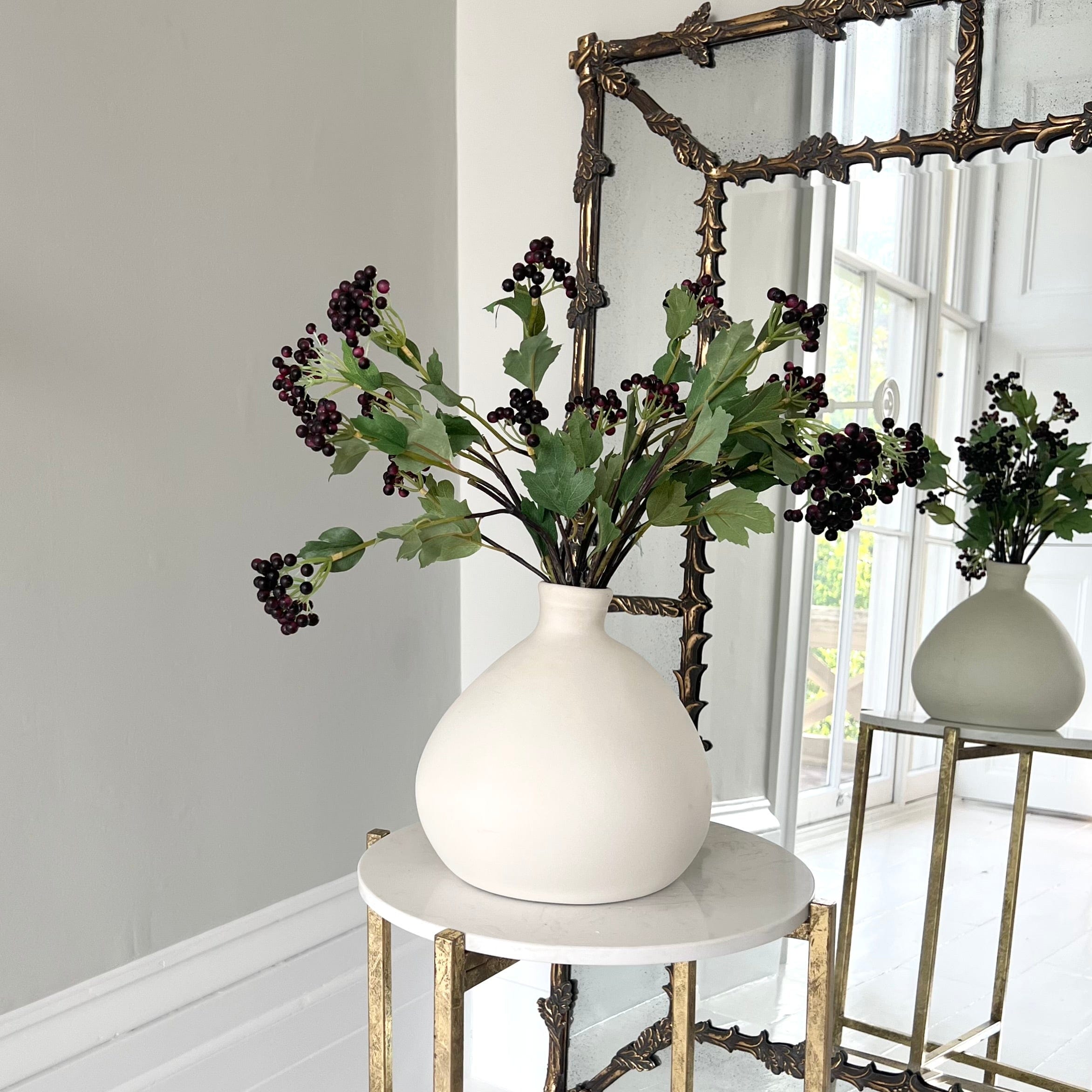 Wholesale Artificial Flowers High Quality Faux Silk Flowers for Wholesale and Trade Artificial Black Berries in bulk