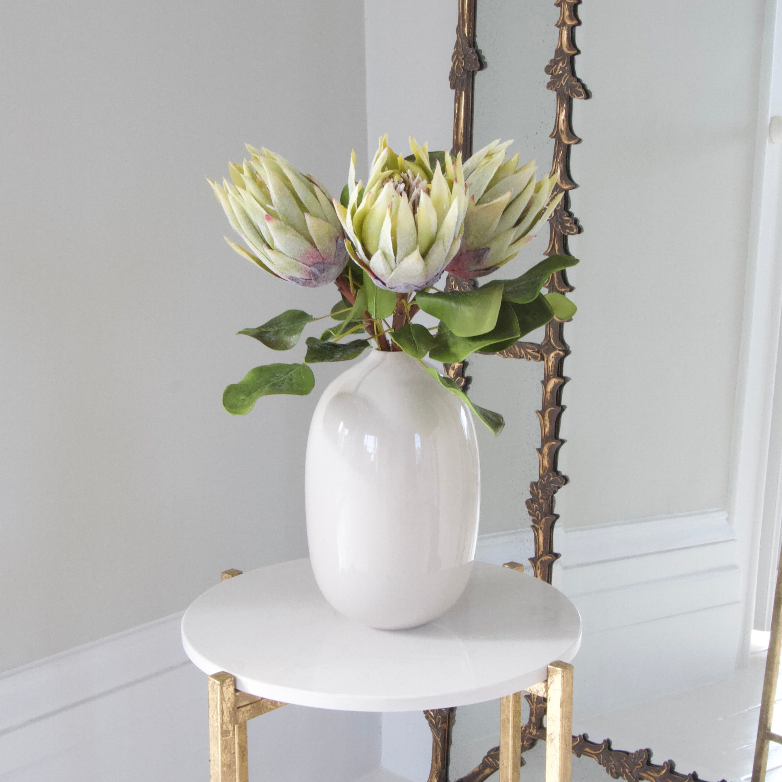 Wholesale Artificial Flowers High Quality Faux Silk Flowers for Wholesale and Trade Artificial Green King Protea in bulk