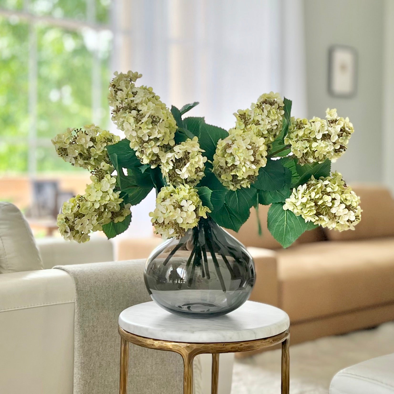 Wholesale Artificial Flowers High Quality Faux Silk Flowers for Wholesale and Trade Artificial Green Paniculata Hydrangea in bulk