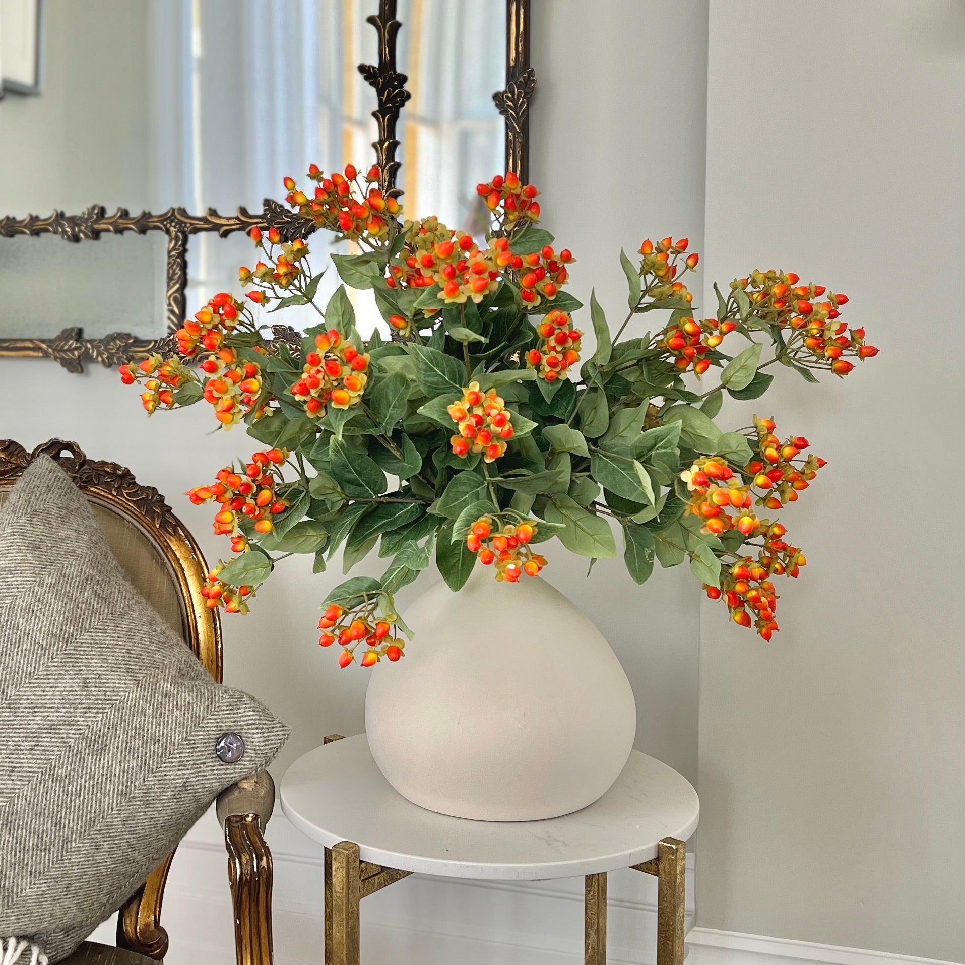 Wholesale Artificial Flowers High Quality Faux Silk Flowers for Wholesale and Trade Artificial Orange Hypericum Berries in bulk