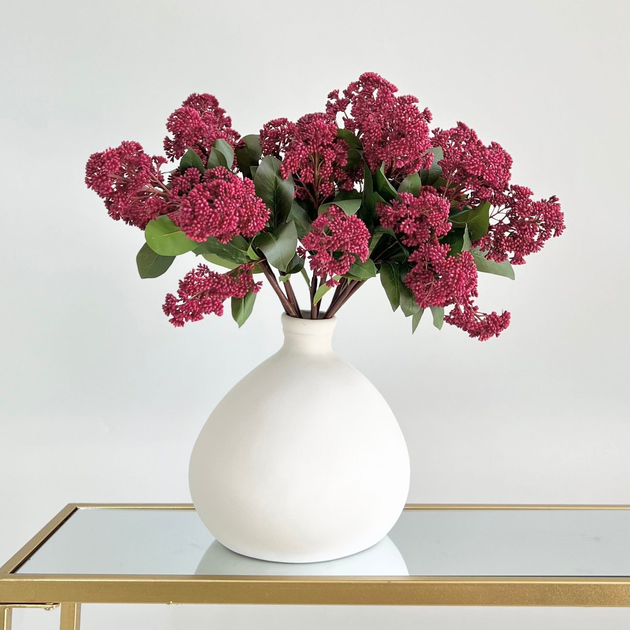Wholesale Artificial Flowers High Quality Faux Silk Flowers for Wholesale and Trade Artificial Red Skimmia in bulk
