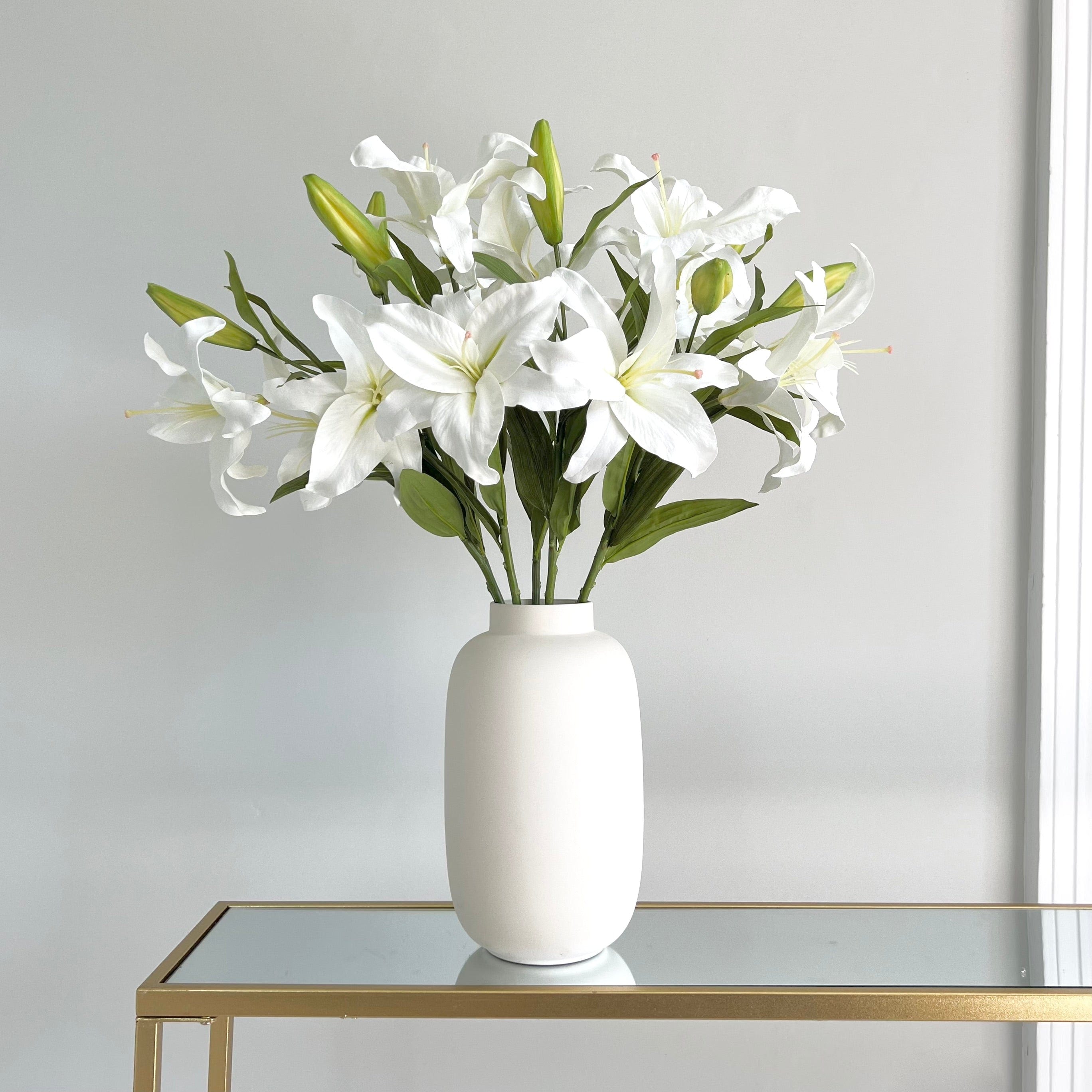 Wholesale Artificial Flowers High Quality Faux Silk Flowers for Wholesale and Trade Artificial White Casablanca Lily in bulk