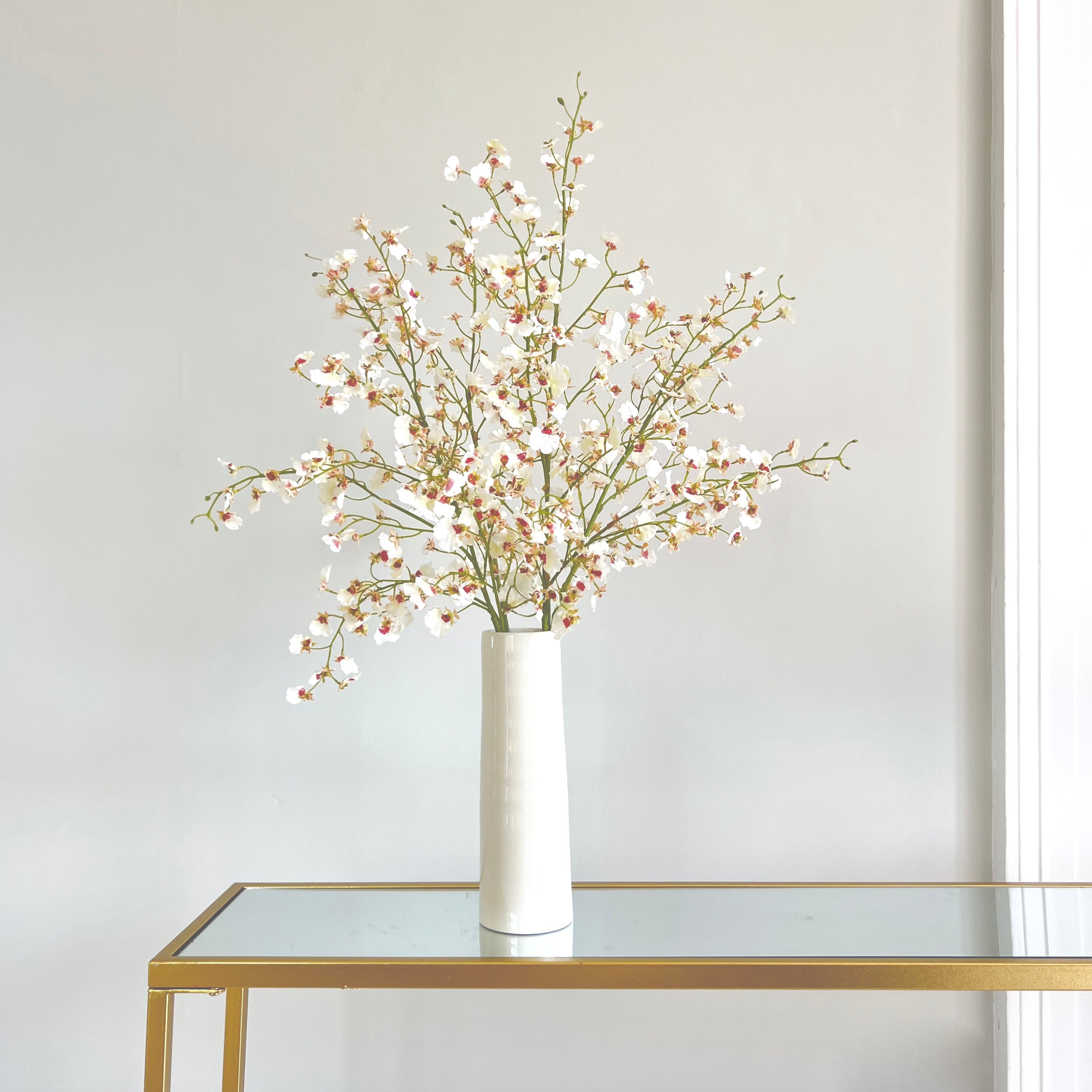Wholesale Artificial Flowers High Quality Faux Silk Flowers for Wholesale and Trade Artificial White Oncidium Orchid in bulk
