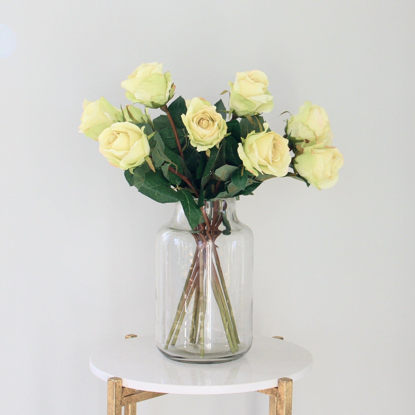 Wholesale Artificial Flowers High Quality Faux Silk Flowers for Wholesale and Trade Artificial Cream Rose Bud in bulk