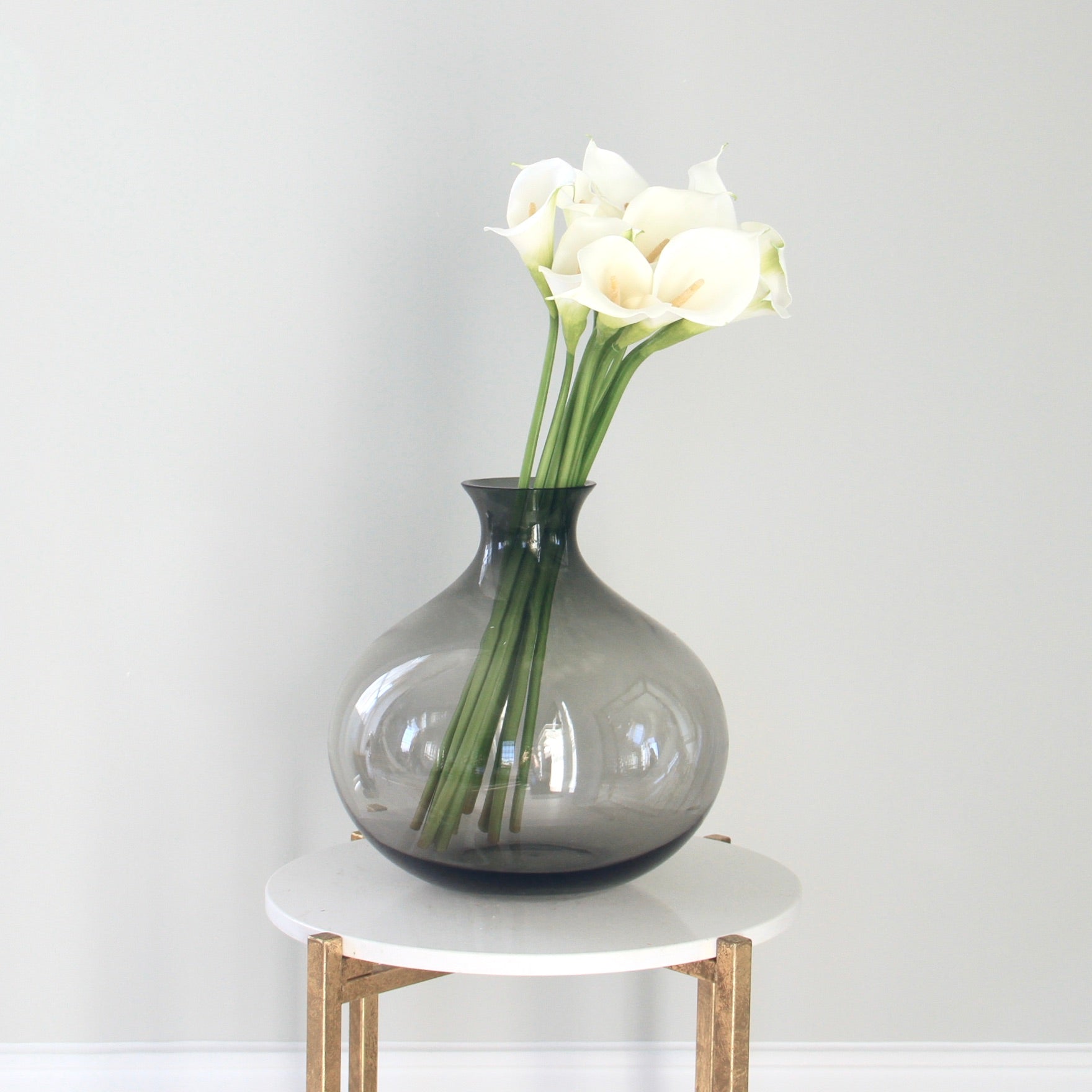 Wholesale Artificial Flowers High Quality Faux Silk Flowers for Wholesale and Trade Artificial White Calla Lily in bulk